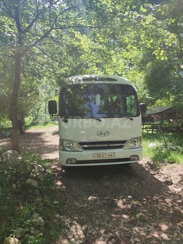 Hyundai County 2010, 465,000 km - 3.9 l - Sumqayıt