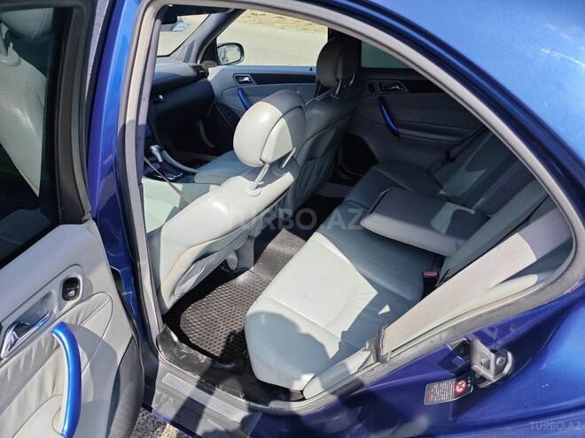 Mercedes C 240 2000, 273,495 km - 2.6 l - Sumqayıt