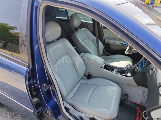 Mercedes C 240 2000, 273,495 km - 2.6 l - Sumqayıt