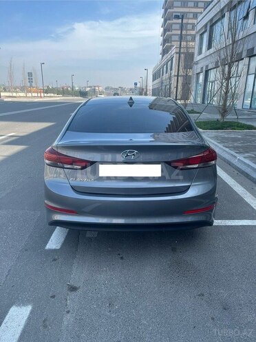 Hyundai Elantra 2018, 60,000 km - 2.0 л - Bakı