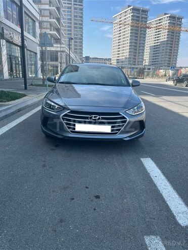 Hyundai Elantra 2018, 60,000 km - 2.0 л - Bakı