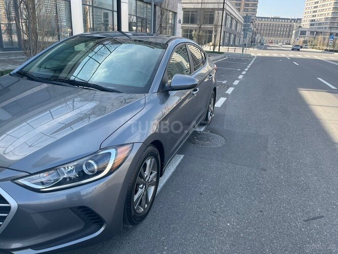 Hyundai Elantra 2018, 60,000 km - 2.0 л - Bakı