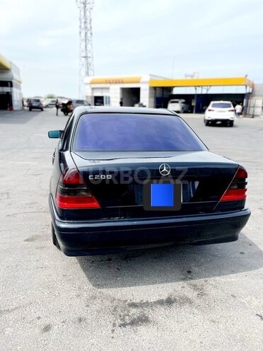 Mercedes C 200 1999, 355,000 km - 2.0 l - Sumqayıt
