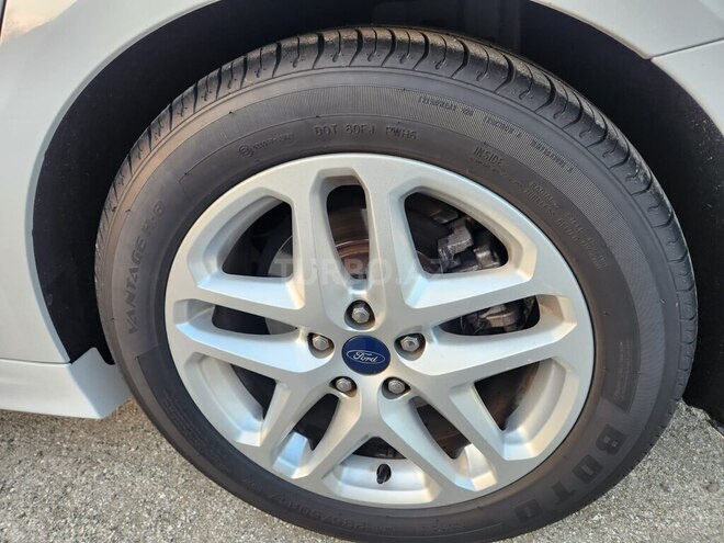 Ford Fusion (North America) 2014, 224,960 km - 1.5 l - Astara