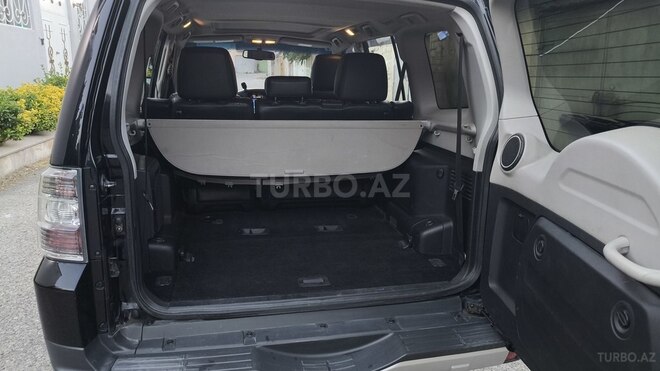 Mitsubishi Pajero 2008, 189,300 km - 3.0 л - Bakı