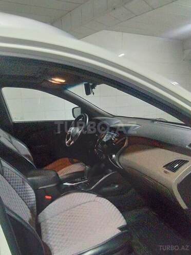 Hyundai ix35 2011, 122,000 km - 2.0 l - Bakı