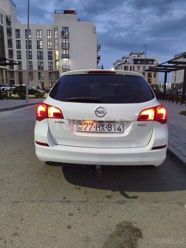 Opel Astra 2012, 405,571 km - 1.3 л - Füzuli