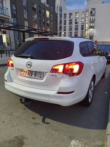 Opel Astra 2012, 405,571 km - 1.3 л - Füzuli