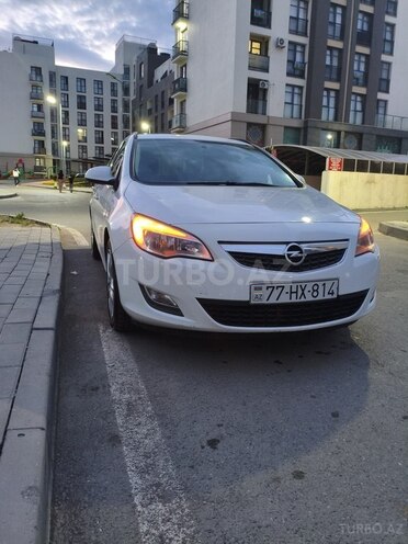 Opel Astra 2012, 405,571 km - 1.3 л - Füzuli