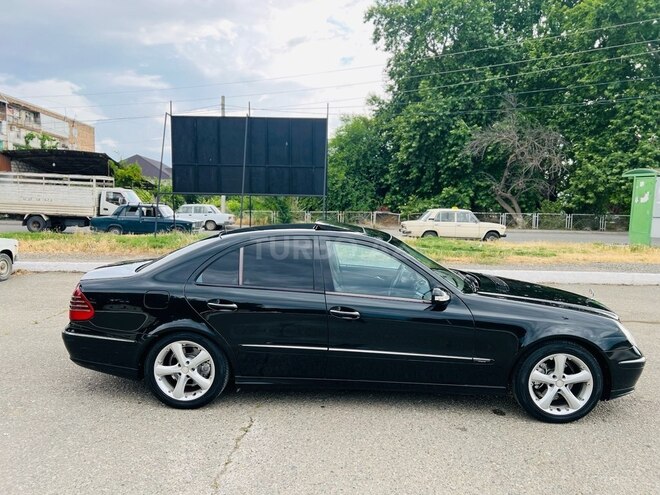 Mercedes E 240 2002, 242,000 km - 2.4 l - Şəmkir