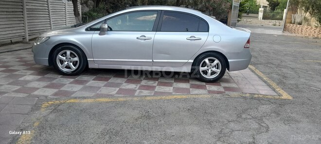 Honda Civic 2006, 284,000 km - 1.3 l - Bakı