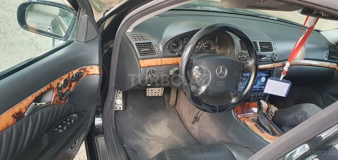 Mercedes E 320 2004, 290,000 km - 3.2 л - Cəlilabad