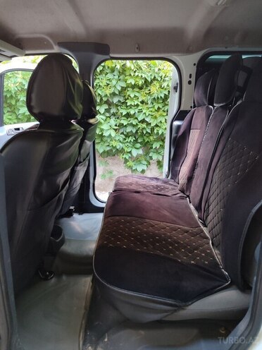 Ford Tourneo Connect 2013, 279,800 km - 1.8 л - Naxçıvan