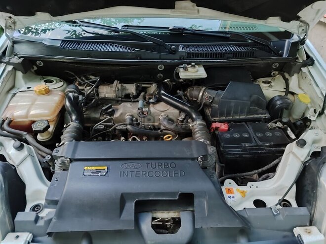 Ford Tourneo Connect 2013, 279,800 km - 1.8 л - Naxçıvan