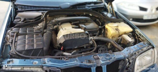 Mercedes C 180 1997, 210,000 km - 1.8 l - Bakı