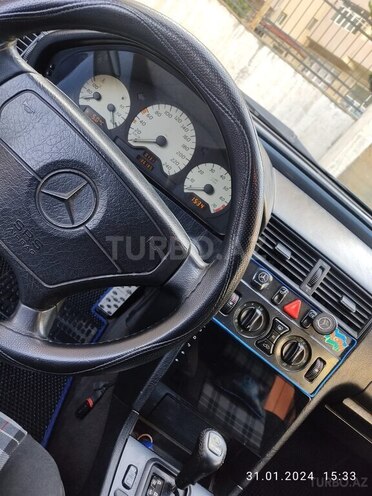 Mercedes C 180 1997, 210,000 km - 1.8 l - Bakı