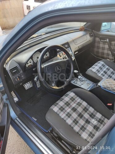 Mercedes C 180 1997, 210,000 km - 1.8 l - Bakı