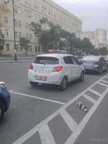Mitsubishi Mirage 2015, 200,000 km - 1.2 л - Bakı