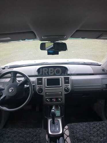 Nissan X-Trail 2003, 242,557 km - 2.0 l - Qusar