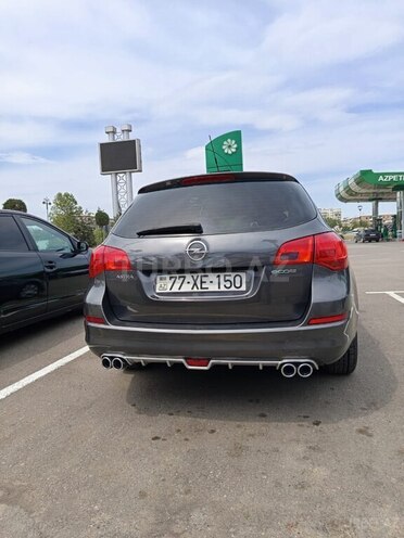Opel Astra 2011, 240,000 km - 1.3 l - Gəncə