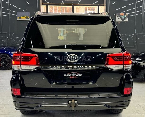 Toyota Land Cruiser 2017, 40,000 km - 4.0 l - Bakı