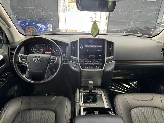 Toyota Land Cruiser 2017, 40,000 km - 4.0 l - Bakı