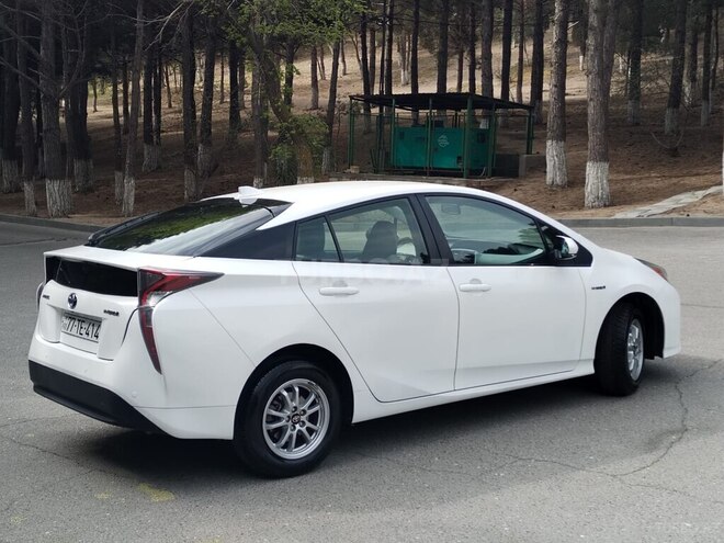 Toyota Prius 2018, 118,000 km - 1.8 l - Bakı