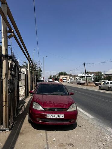 Ford Focus 2000, 238,500 km - 2.0 l - Bakı