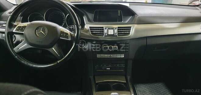 Mercedes E 200 d 2013, 154,800 km - 2.2 l - Bakı