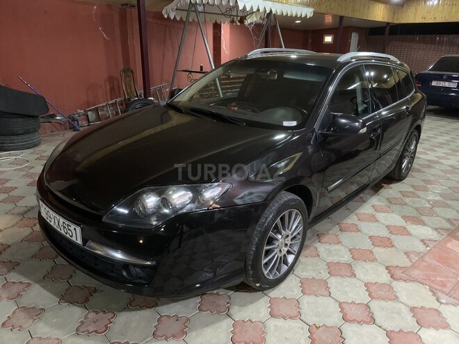 Renault Laguna-6
