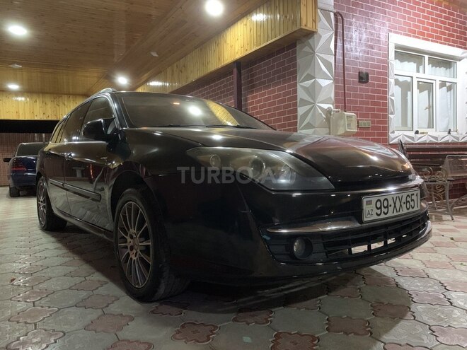 Renault Laguna-8