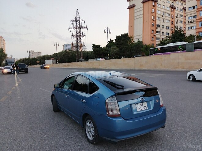 Toyota Prius-6