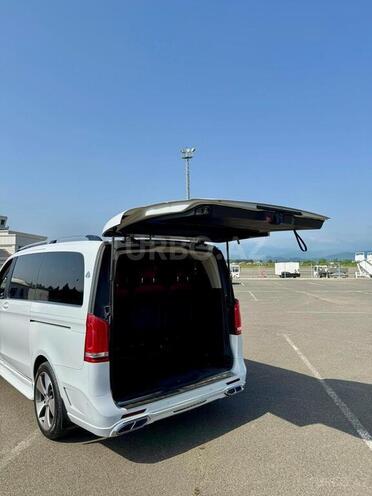 Mercedes V 220 2014, 186,000 km - 2.1 l - Lənkəran