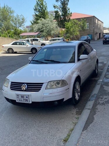 Volkswagen Passat 2001, 290,000 km - 1.8 l - Bakı