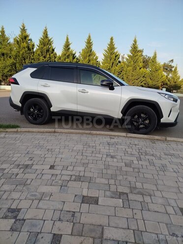 Toyota RAV4 2019, 43,000 km - 2.0 l - Tovuz
