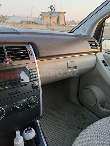 Mercedes B 200 2008, 168,000 km - 2.0 l - Bakı