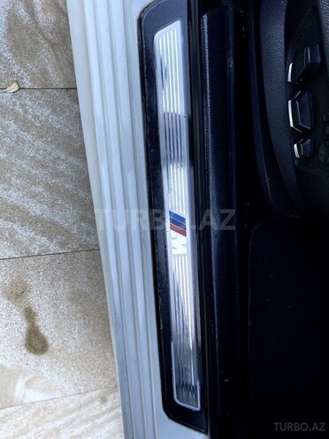 BMW 535 2011, 256,000 km - 3.0 l - Bakı