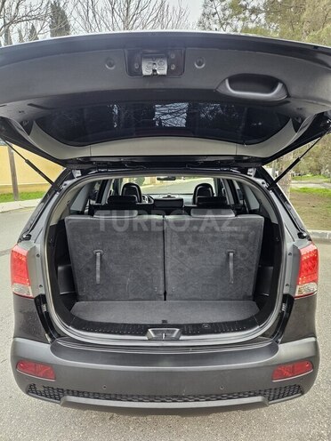 Kia Sorento-14