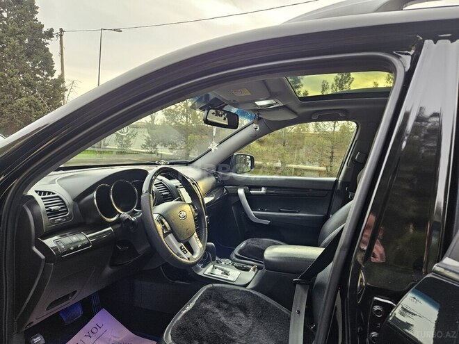 Kia Sorento-10
