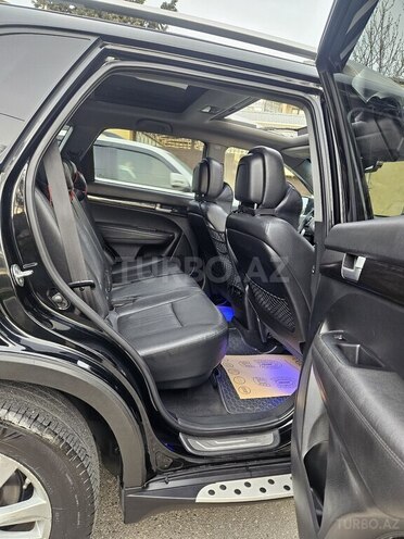 Kia Sorento-5