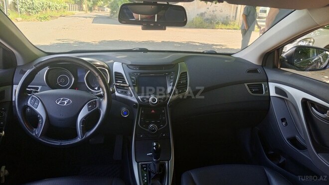 Hyundai Elantra 2015, 143,000 km - 1.6 l - Gəncə