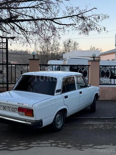 LADA (VAZ) 2107 2009, 65,980 km - 1.6 l - Quba
