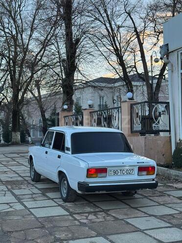 LADA (VAZ) 2107 2009, 65,980 km - 1.6 l - Quba