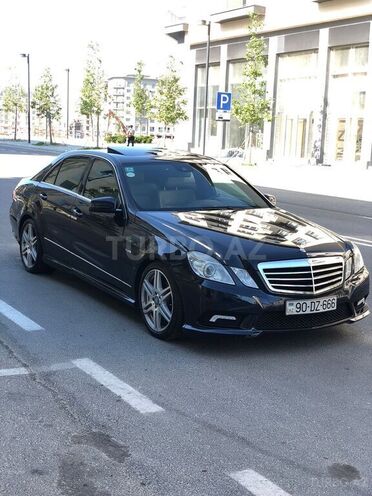 Mercedes E 250 2011, 300,000 km - 1.8 l - Bakı