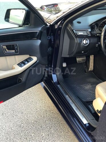 Mercedes E 250 2011, 300,000 km - 1.8 l - Bakı
