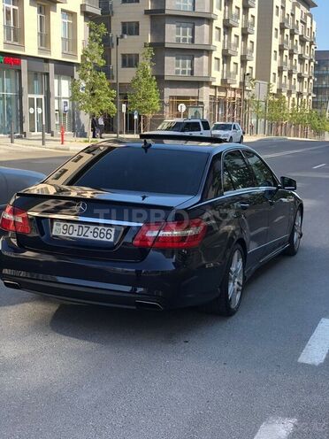 Mercedes E 250 2011, 300,000 km - 1.8 l - Bakı