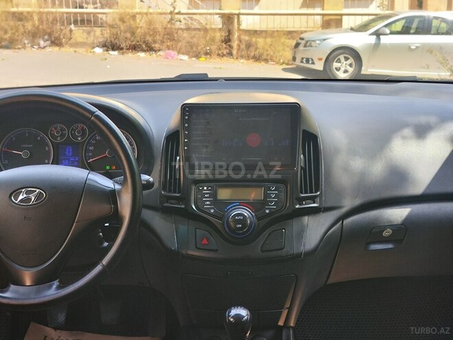 Hyundai i30 2009, 358,000 km - 1.6 л - Bakı