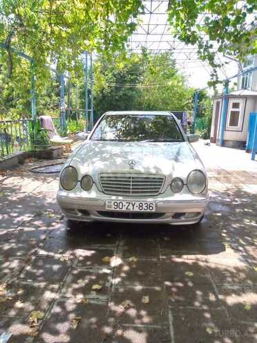 Mercedes E 220 d 2001, 432,500 km - 2.2 l - Masallı
