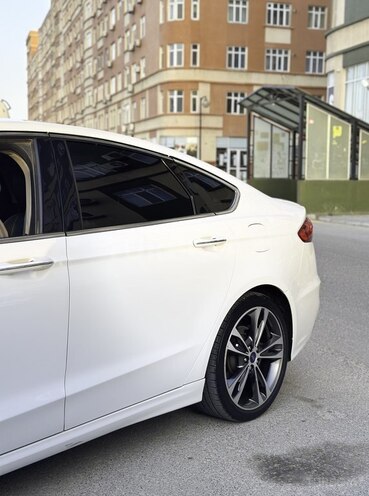 Ford Fusion (North America) 2019, 182,000 km - 2.0 l - Bakı