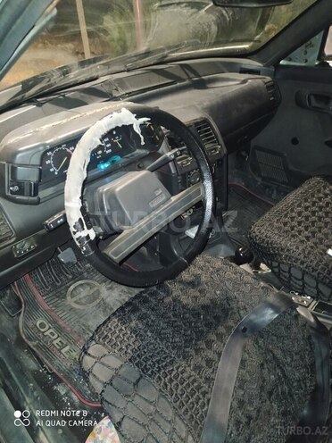 LADA (VAZ) 2110 2000, 300,000 km - 1.6 l - Yevlax